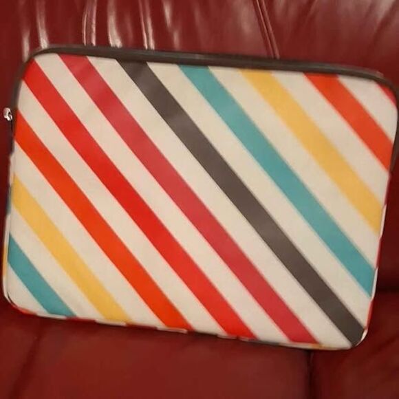 Laptop case - Picture 2 of 3